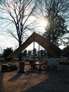 あけましておめでとうございます。

年のはじまりは、
友人の家でのキャンプから。

静かな時間でした。

本年もよろしくお願いします。